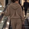 Спортивний костюм шоколадного кольору